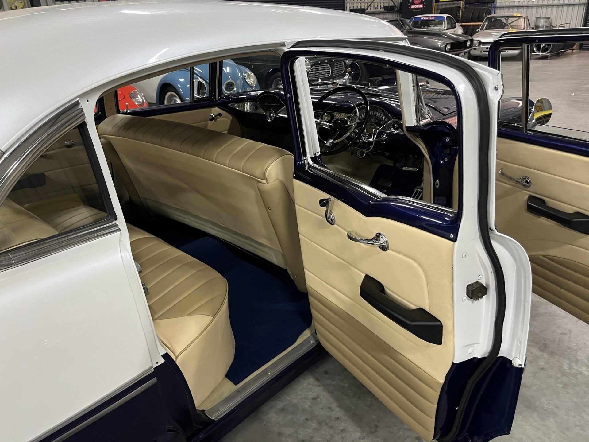 classic car dealer South Africa