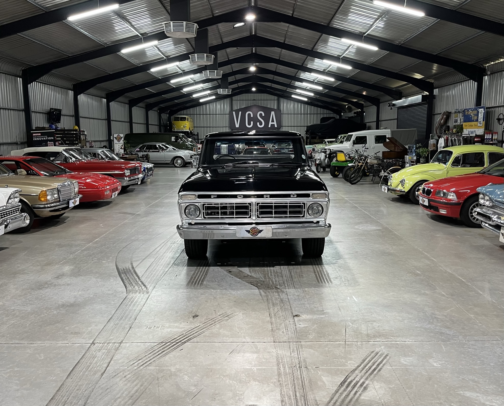 vintage exotic collector car