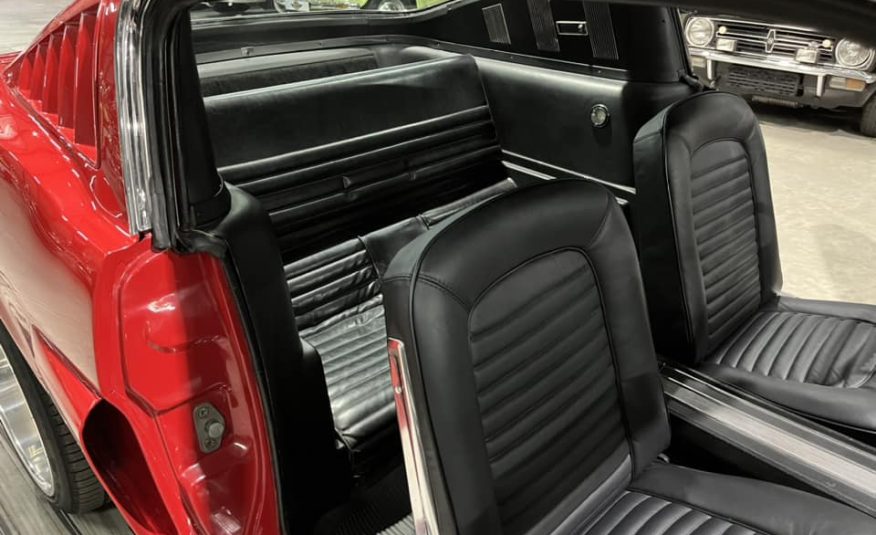 historic racing classic car