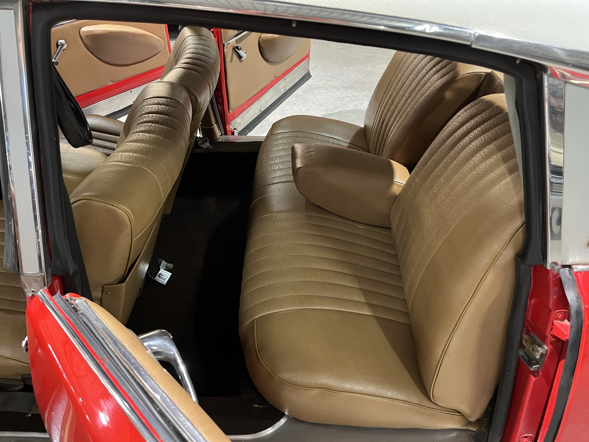 historic racing classic car