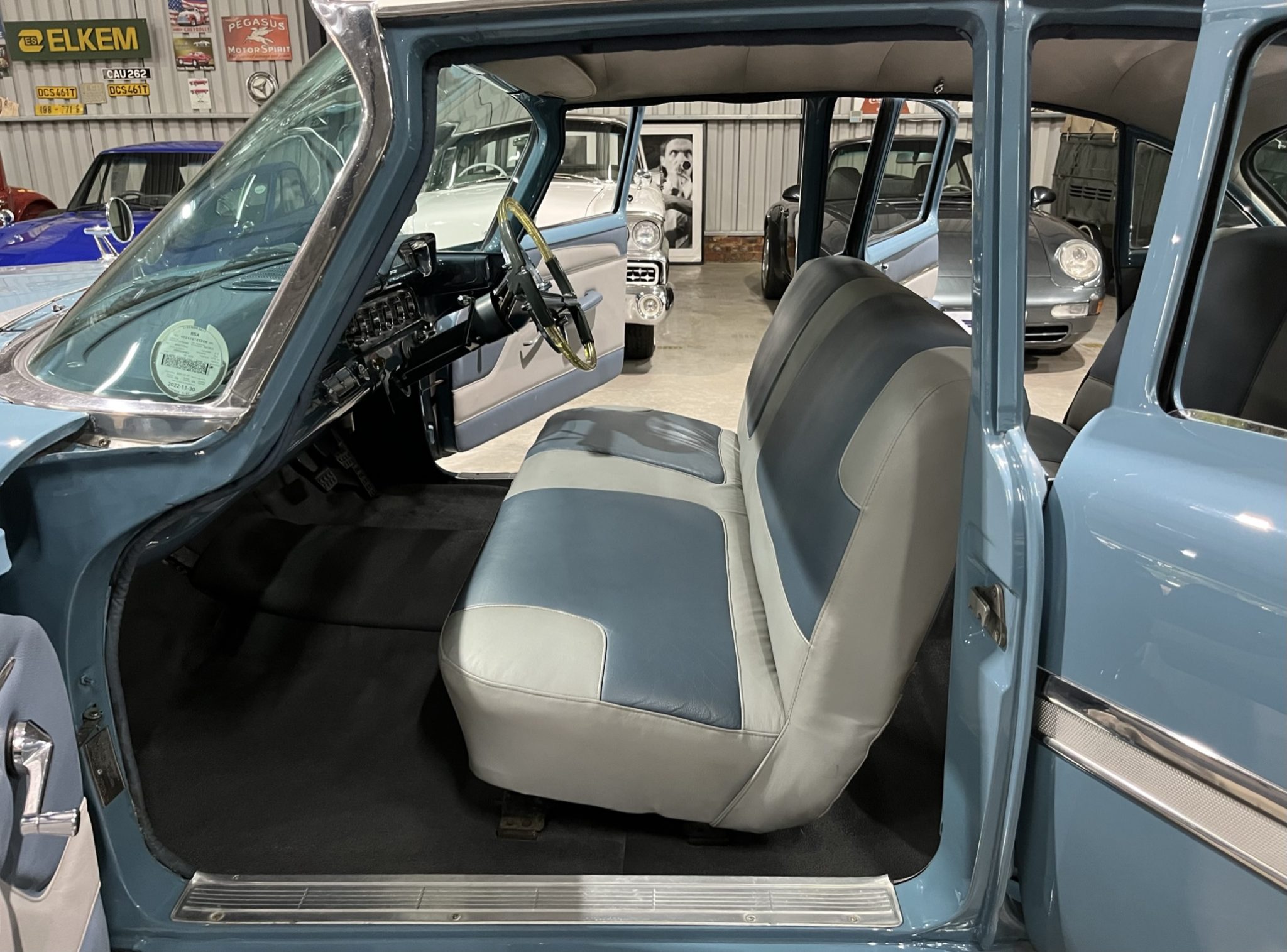 vintage luxury grand tourer