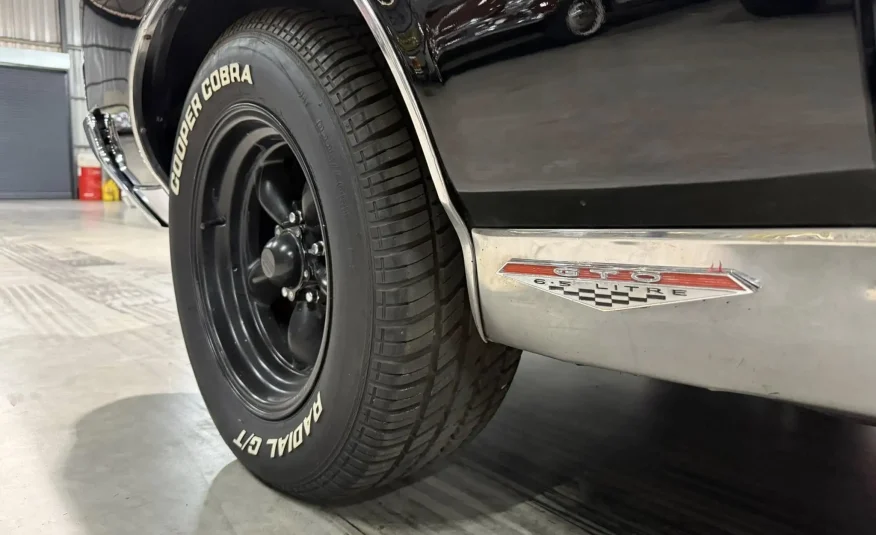 collector edition vintage car