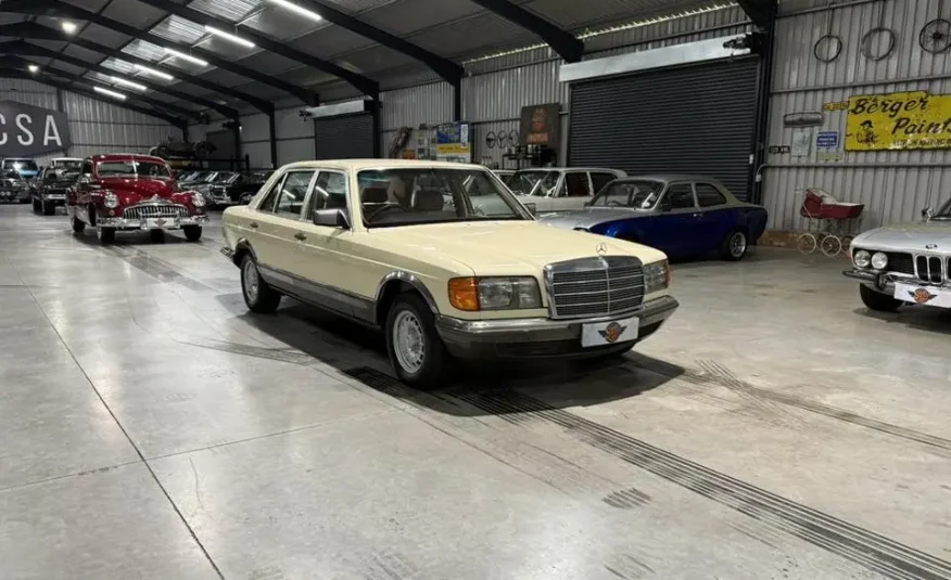 vintage automotive icon