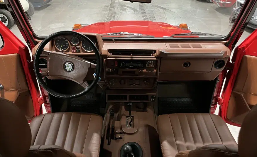 historic racing classic car