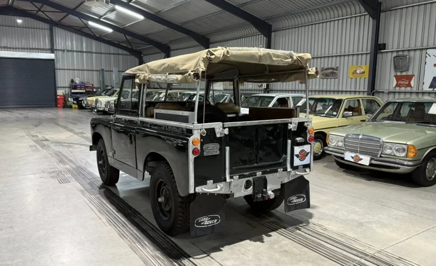 historic racing classic car