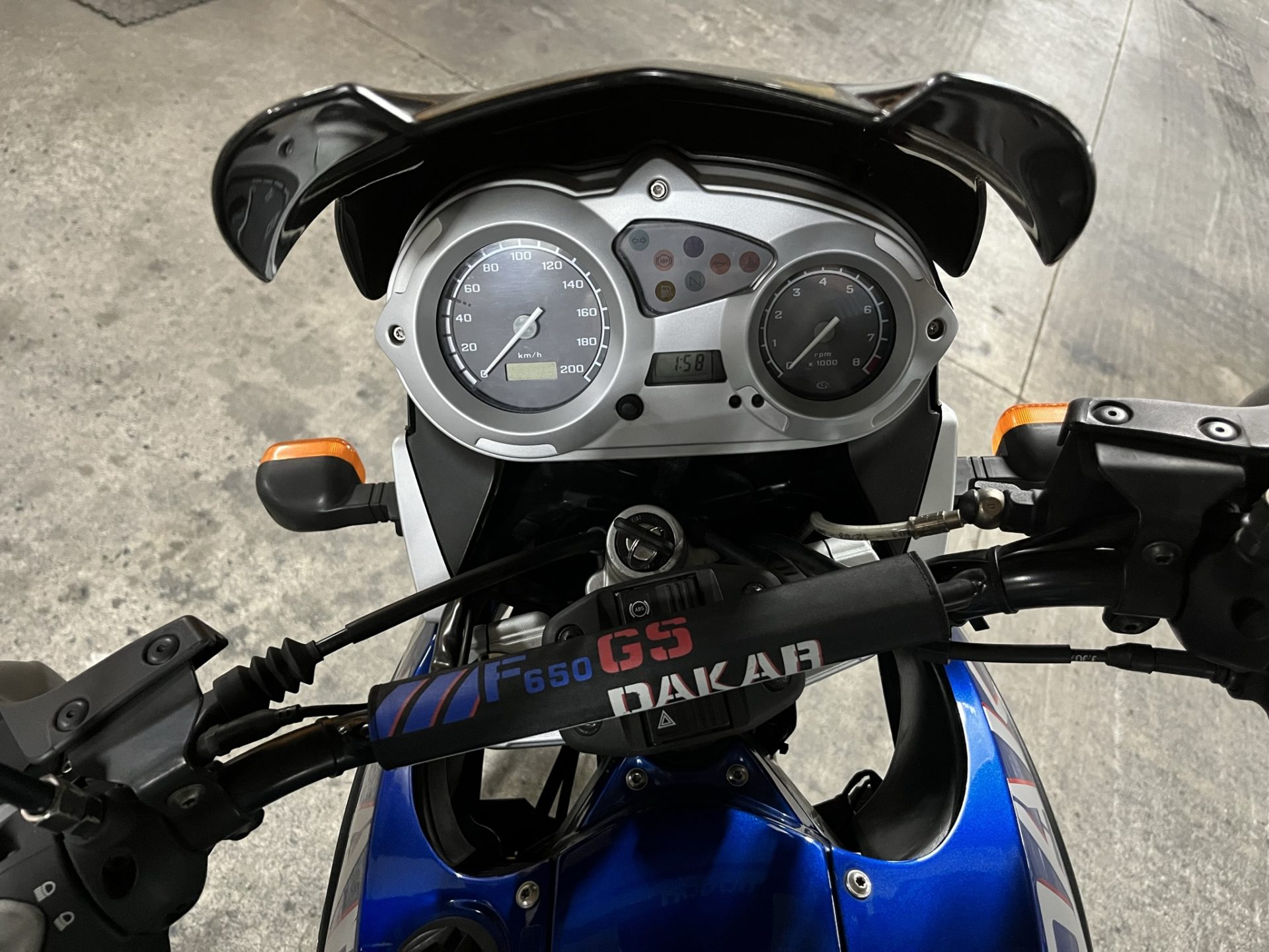 vintage automotive icon