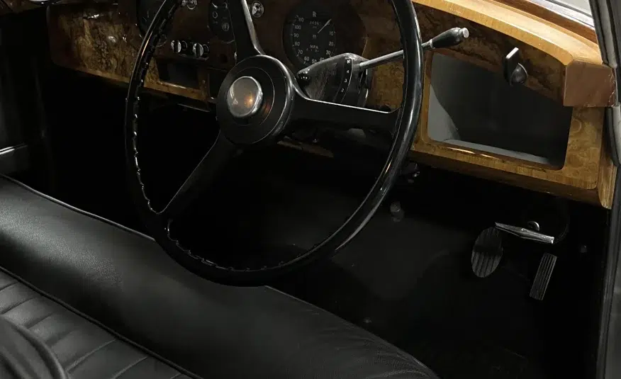 classic V8 coupe South Africa