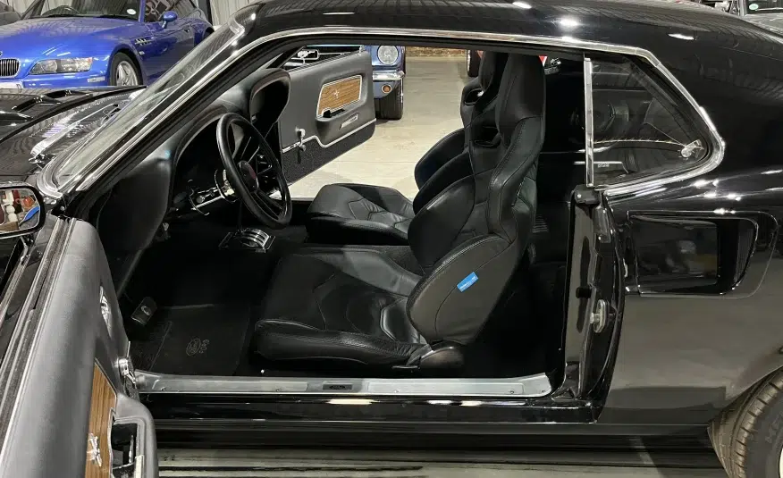 heritage motoring showroom