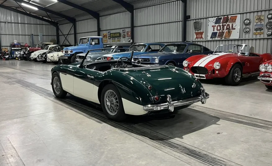 historic racing classic car