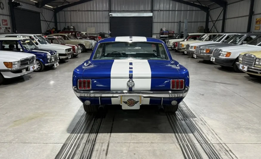 historic racing classic car