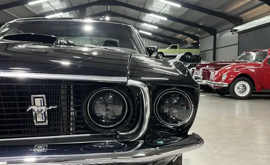 vintage luxury grand tourer