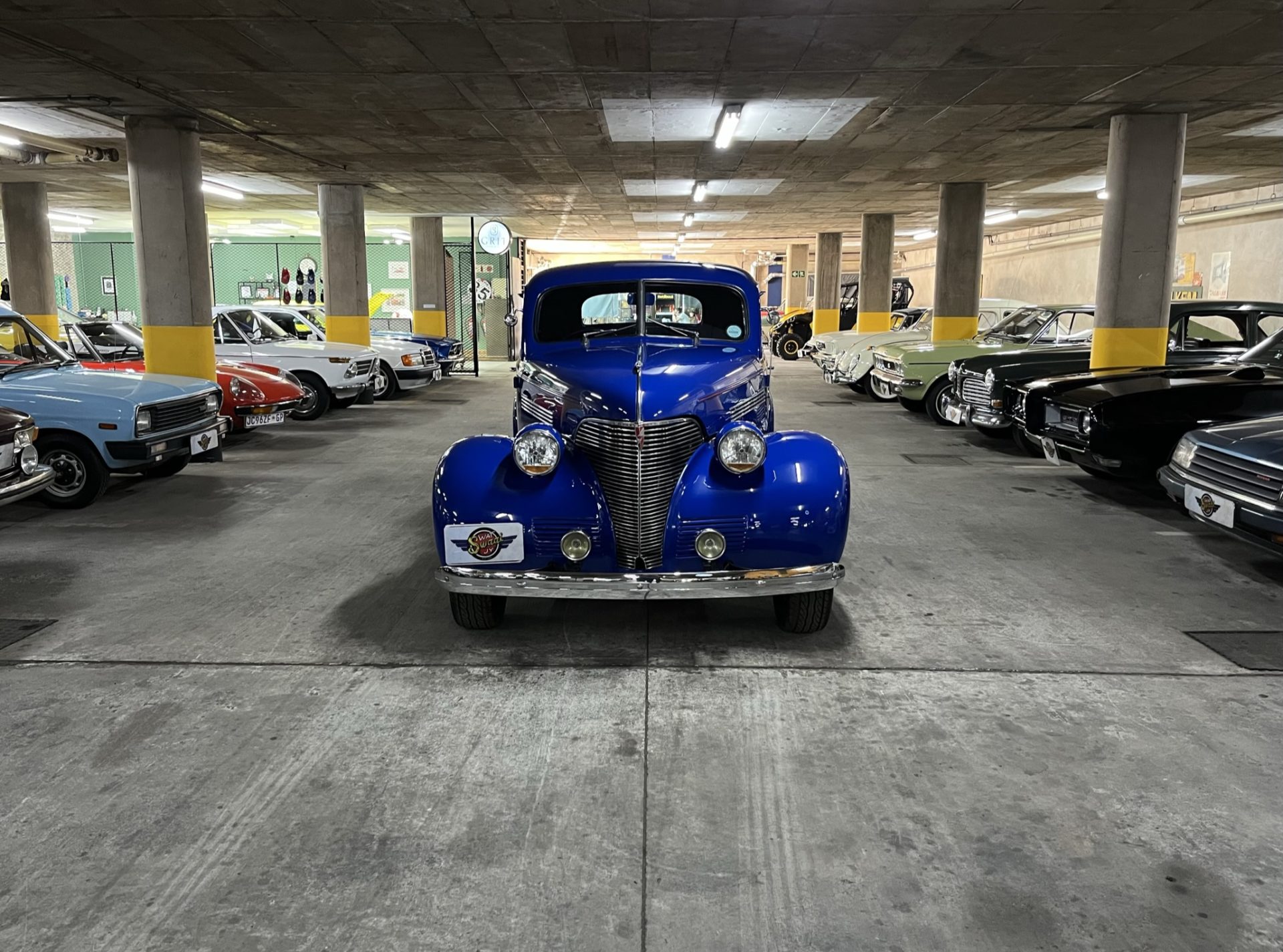 vintage exotic collector car