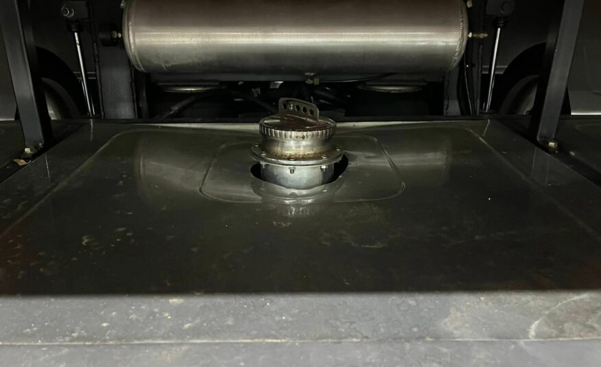 historic racing classic car