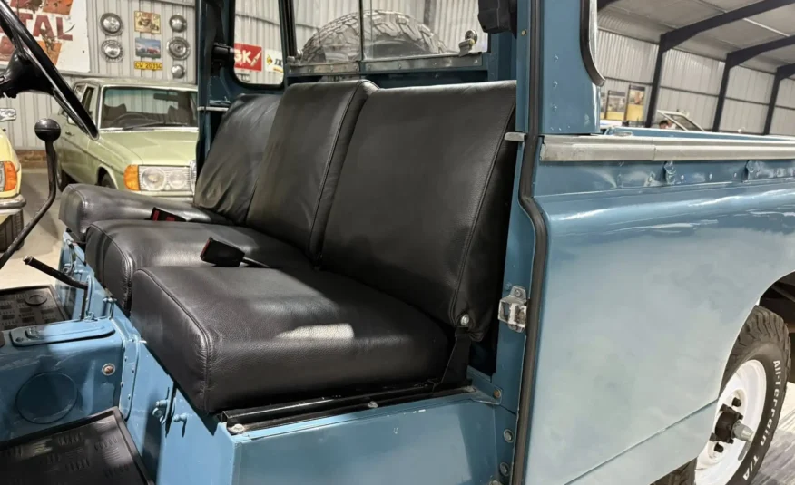 vintage luxury grand tourer