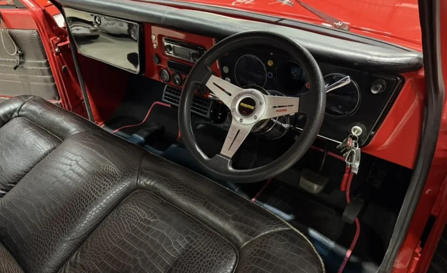 historic racing classic car