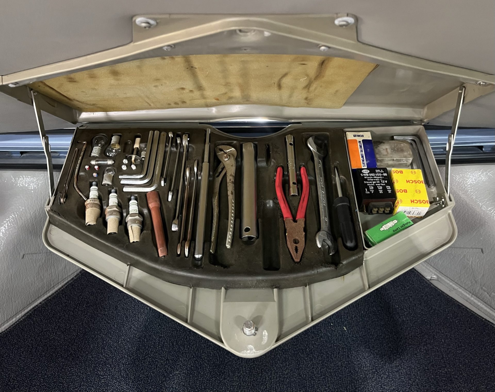 collector investment roadster