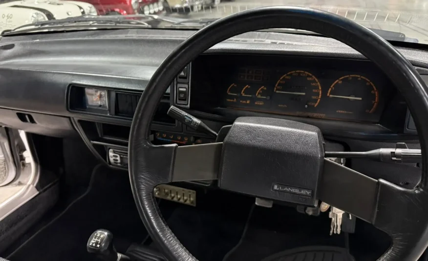 historic racing classic car