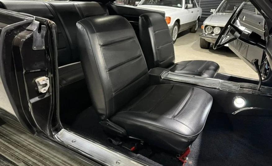 historic racing classic car