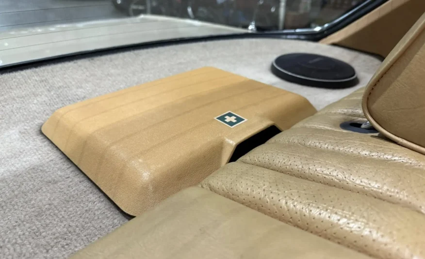 historic racing classic car