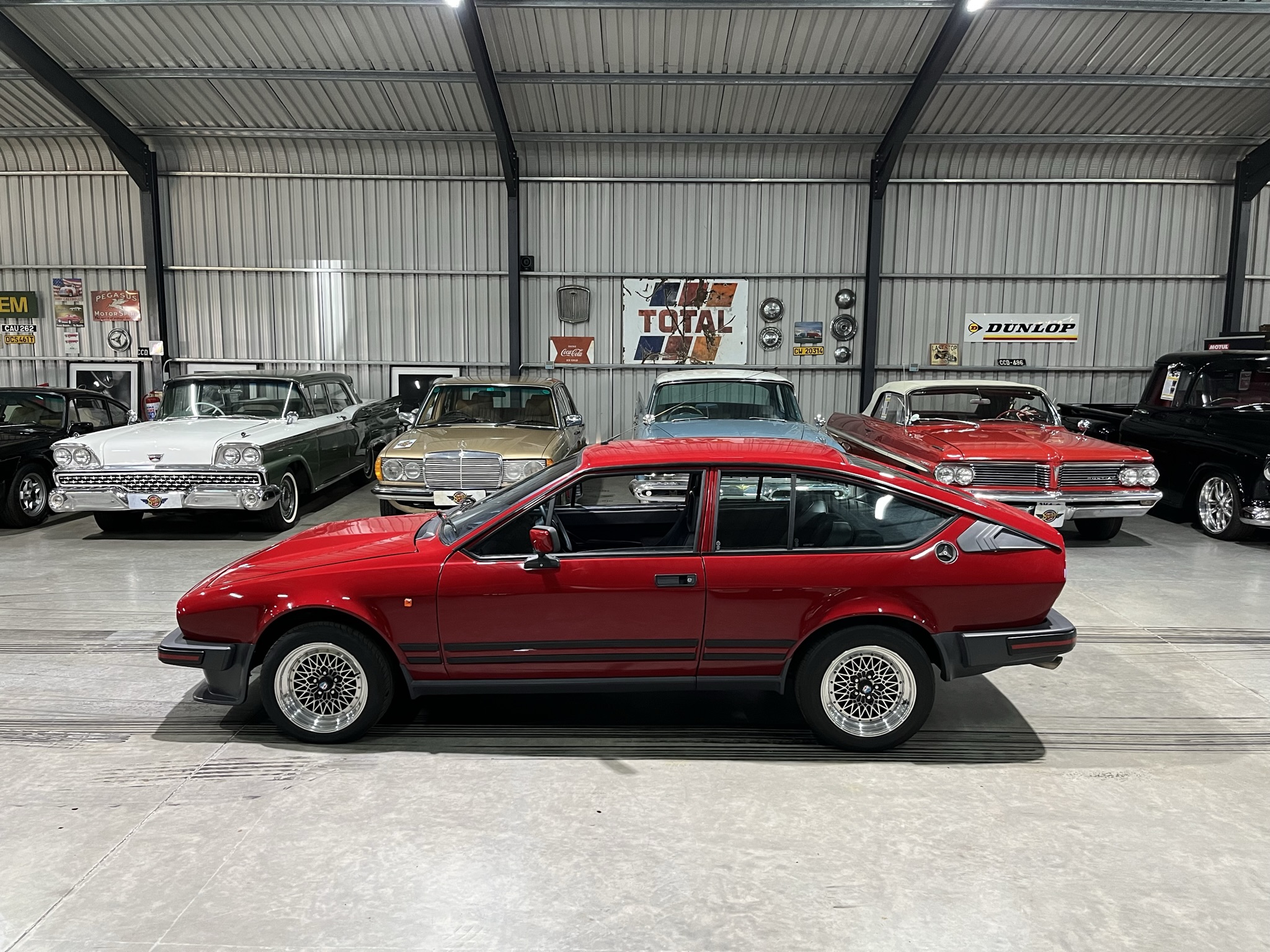 vintage exotic collector car