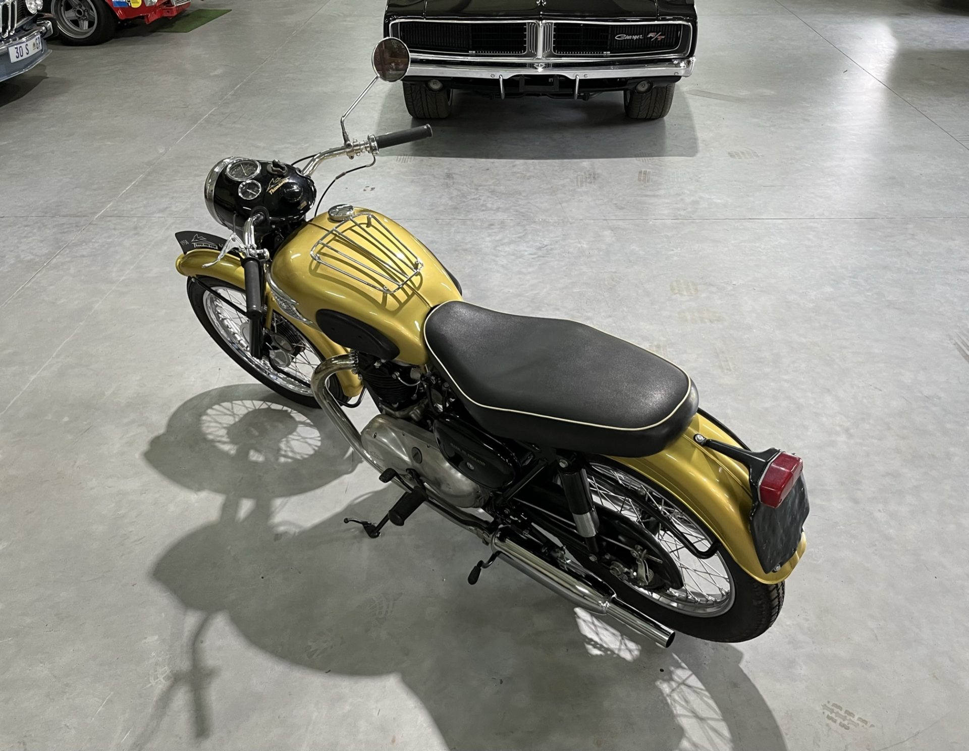 vintage automotive icon