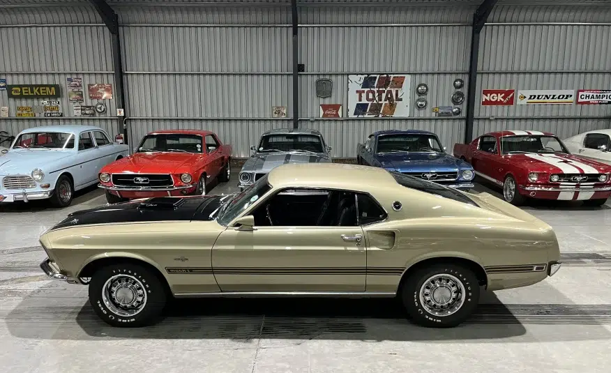 historic coupe collector car