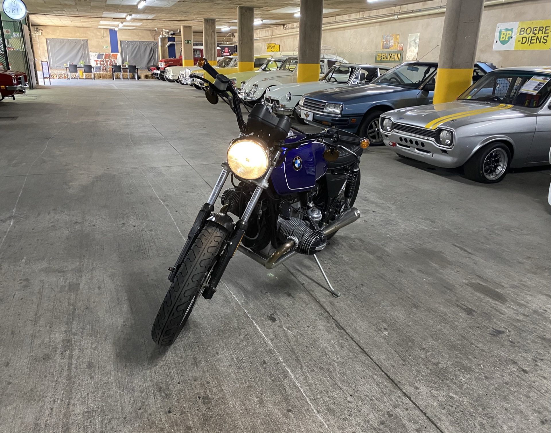 collector showroom sports car