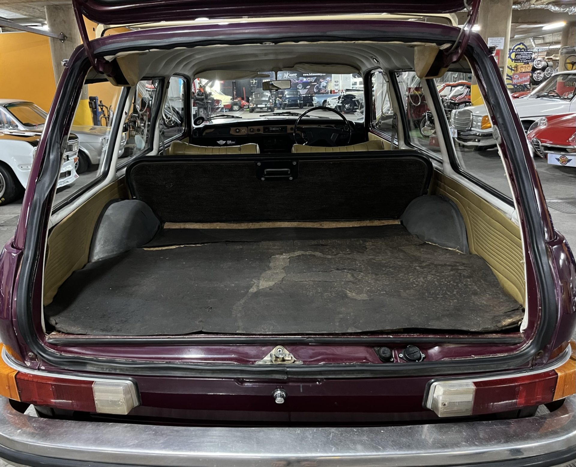 classic car dealer South Africa