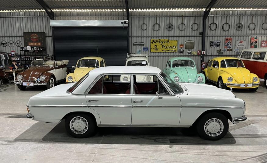 vintage automotive icon