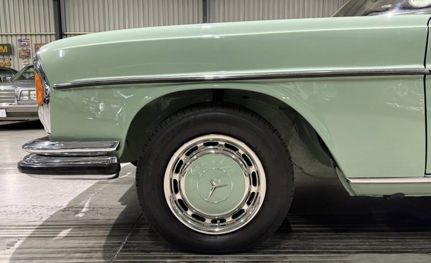 vintage exotic collector car