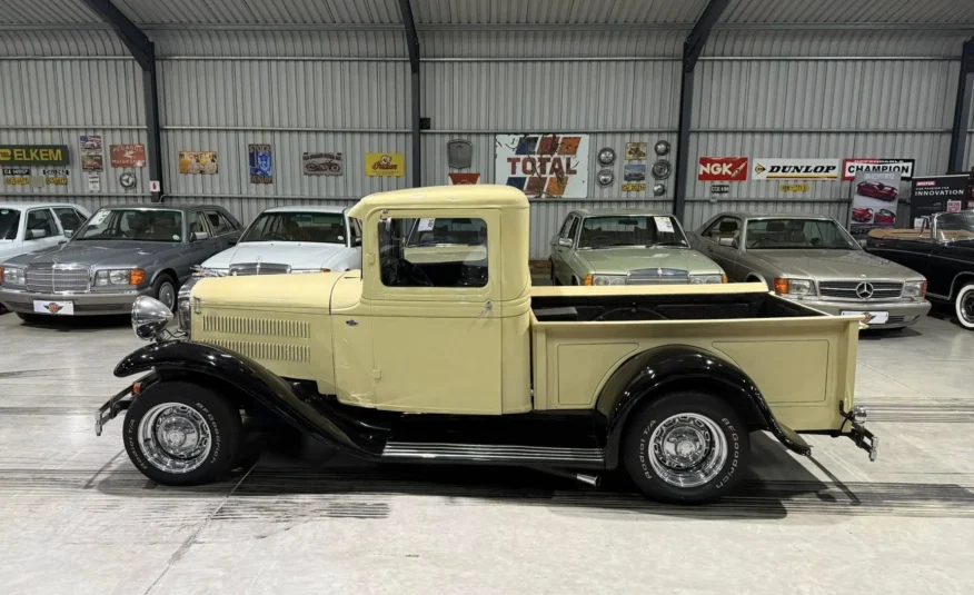 historic racing classic car