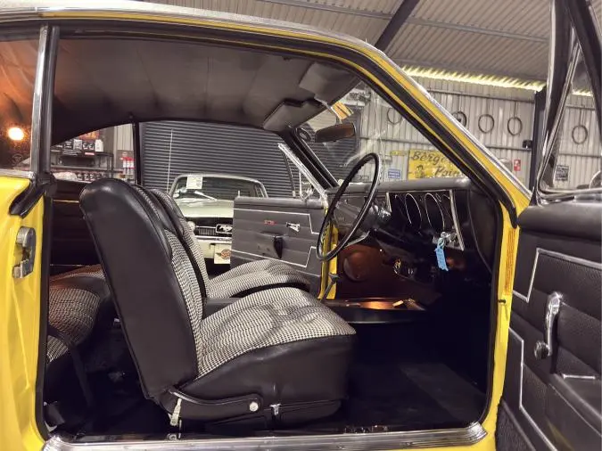 classic car dealer South Africa