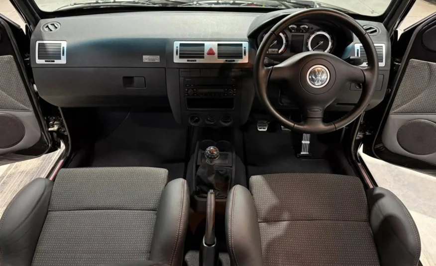 historic racing classic car