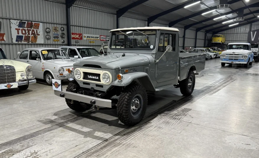 vintage automotive icon