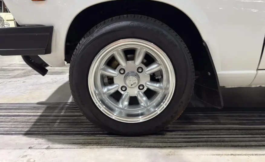 vintage collector automobile