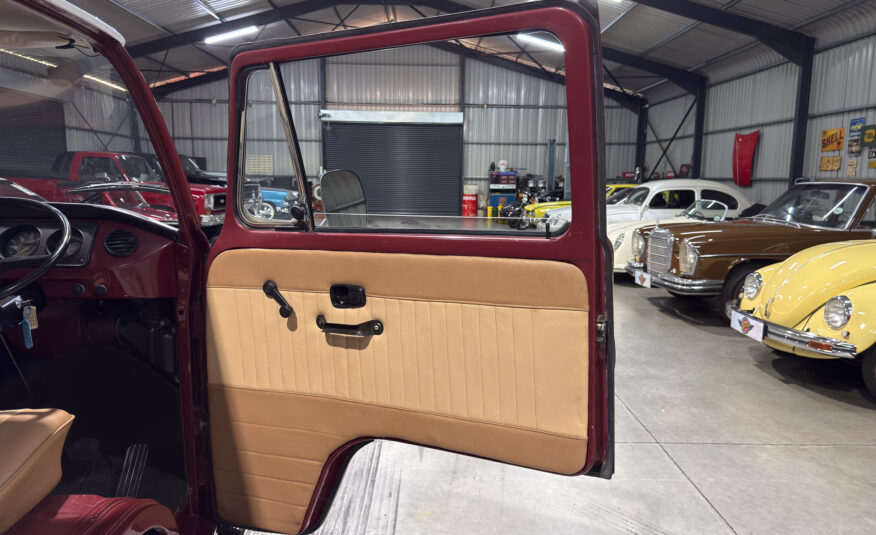 historic racing classic car